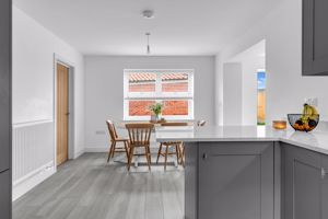 Photo 31- click for photo gallery